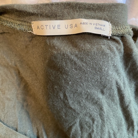 Army green tee-shirt - Picture 4 of 4